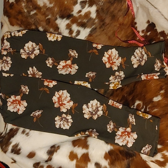 One by Chapter One Pants Sz Lg - Picture 1 of 4